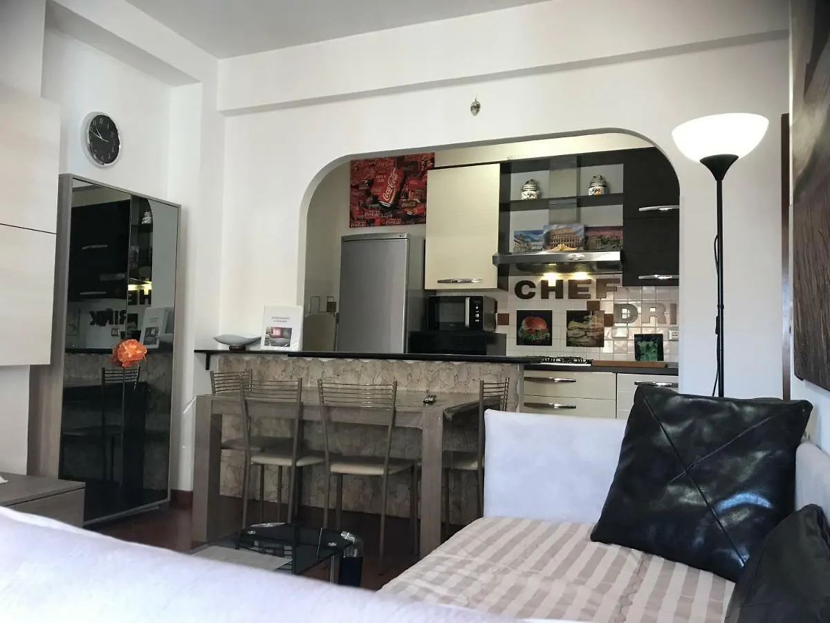 Appartamento S.Giovanni Rome Apartment